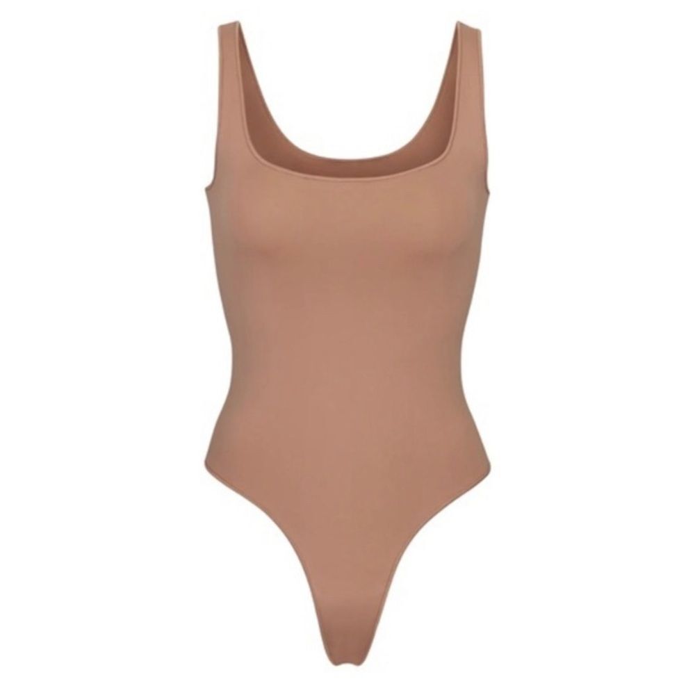 Skims Essential Scoop Neck Bodysuit in Sienna Size Large/XL NWT